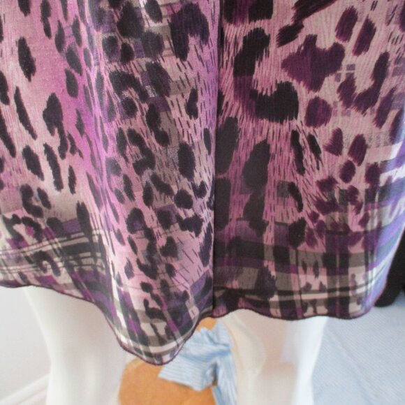 Bold Purple Leopard & Plaid V-Neck Tunic Dress 🐆💜🖤 - Picture 10 of 12